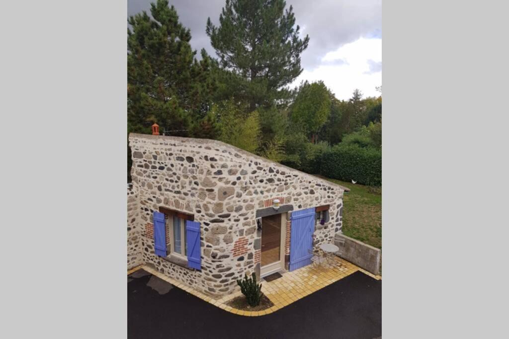 Maisonnette En Pierre Independante De 20 M2 Saint-Cirgues-sur-Couze Exteriör bild
